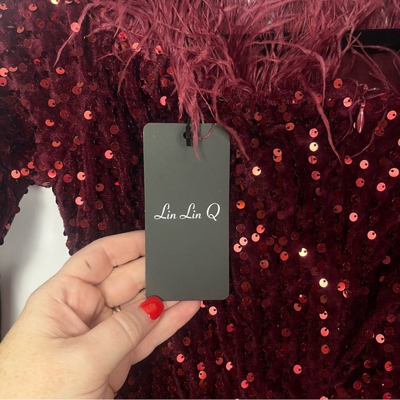 Miss Ord Women’s Off Shoulder Long Sleeve Wine Sequin Velvet Dress Gown Sz M NWT - Picture 6 of 9